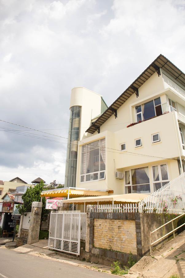 Akina House Hotel Dalat Luaran gambar